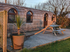 The Pilchard - Lydcott Glamping Cornwall, sea view